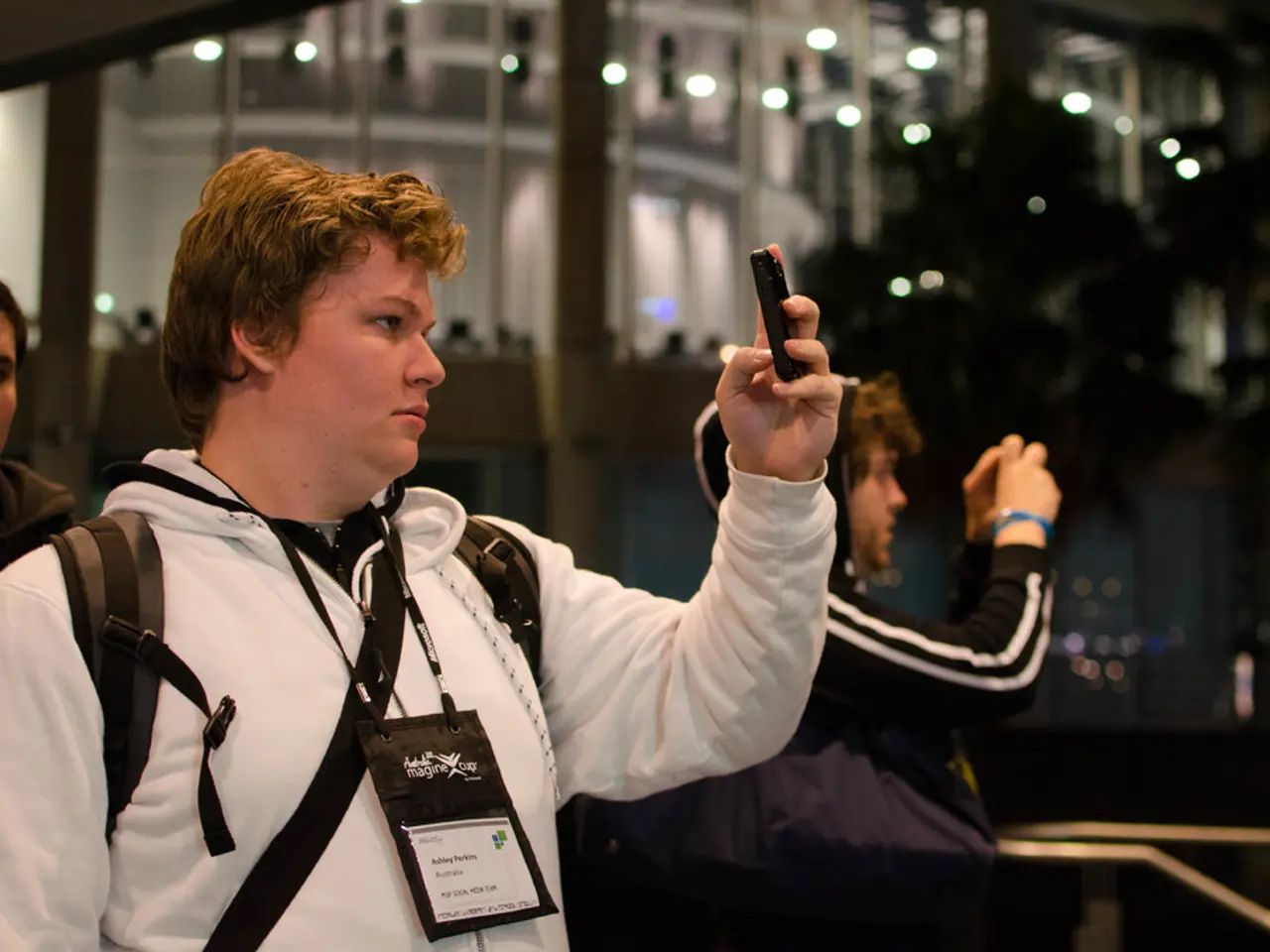 Instagram's new map function provokes fears about user privacy?