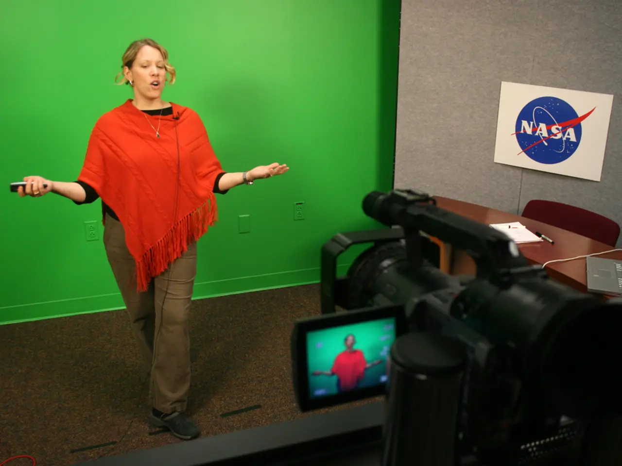 NASA photographers Don Pettit and Matthew Dominick share their photography secrets, which include...