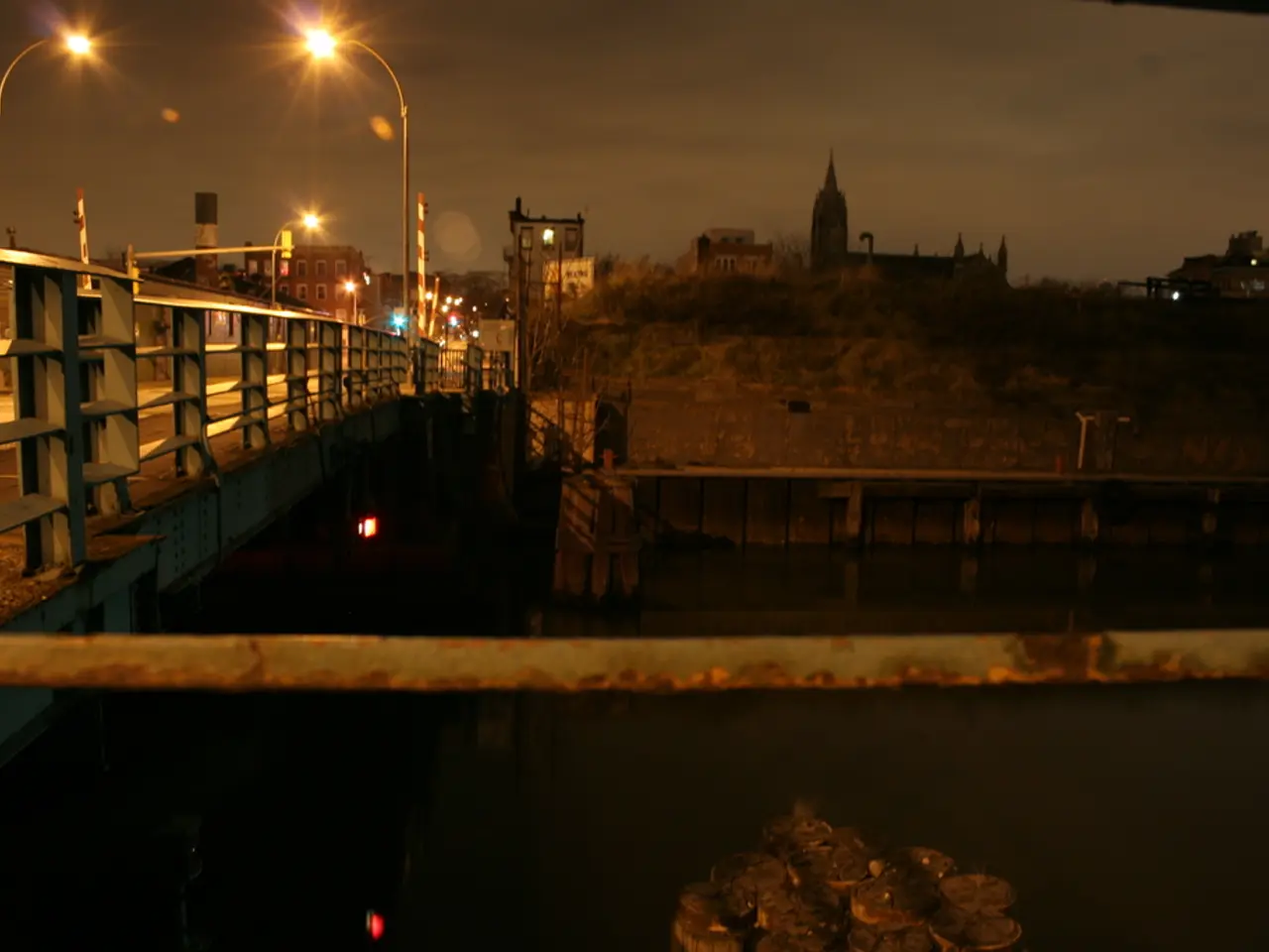 "Investing Heavily in City Infrastructure: Dresden Focuses on Water, Power, and Digital Networks"