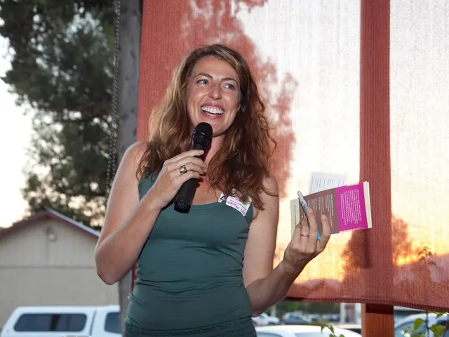 High-Priced Pen with Audio Recording, Note Transcription, Data Analysis, and To-do List Creation...