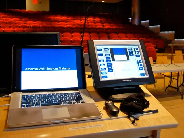 Information on Da-Lite's Latest Electric Screen System