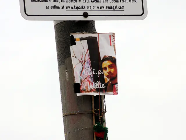 A Thrilling Visual Recording Captures the Most Intimate Approach Yet of Mercury