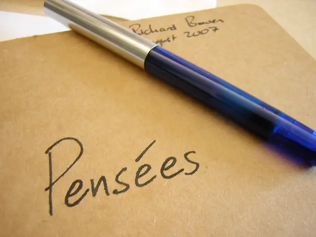 Discounted e-readers from PocketBook, Kindle, and Kobo remain available for purchase