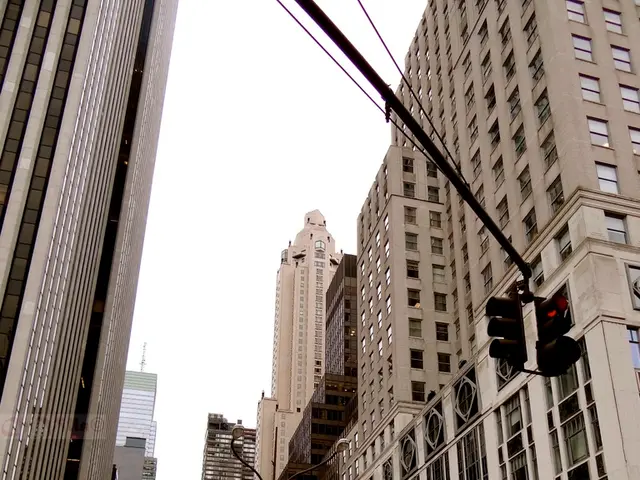 Paving the Way for 2025: Revolutionary Wireless Technology in 5G Realm